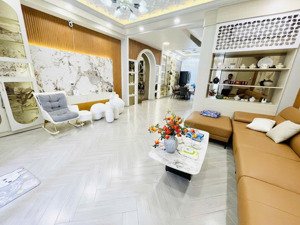 bán nhà chính chủ 3 tầng btct đẹp lung linh - 4pn, 5wc - 8,8 tỷ