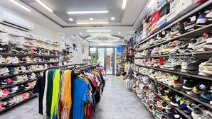 giảm sâu 2 tỷ. bán gấp nhà riêng trong tuần nhà mặt tiền bàu cát tân bình 5.5x14. chỉ 12,9 tỷ