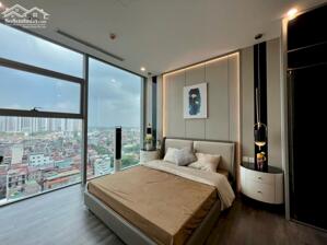 Nhà em cần bán lại căn hộ 99m2, Căn góc hướng đông nam toà R3-Goldmark city giá 8,2 tỷ.0888486262.