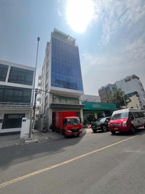 cần bán căn nhà mặt tiền ngay đường lý thường kiệt dt: 6x25 cn 150m2 hầm 6 tầng hdt 120tr/th