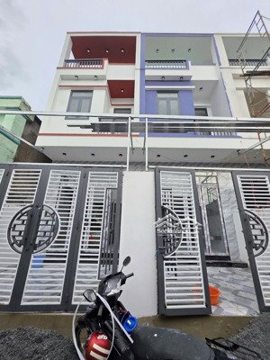 2,35 tỷ tl bán 2 căn nhà 1 lầu xây mới ngay ngã tư bình chuẩn 500m, p. bình chuẩn, tp. thuận an