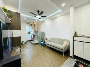 bán gấp nhà mặt phố tây hồ 45m2 - lô góc 5 tầng - vỉa hè 10m - nhỉnh 22 tỷ