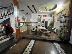 bán nhà mặt phố cự lộc - 147m2 x mt 7,2m - tặng gpxd 9 tầng - lô góc - 70m ra phố nguyễn trãi