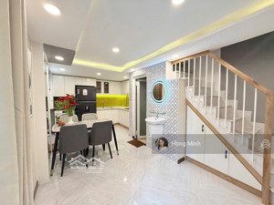 chỉ cần có hơn 1 tỷ sở hữu nhà trung tâm phú nhuận - nhà mới full nội thất vào ở liền - 2 phòng ngủ