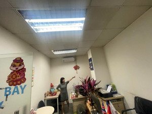 cho thuê chỗ ngồi văn phòng tại cầu giấy 1,5 triệu/ tháng (không phát sinh chi phí)