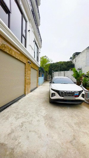 nhà lô góc 5t cự khối, long biên lô góc hiếm 2 mặt thoáng, ô tô vào tận nhà