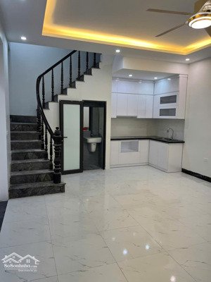 bán nhà giáp nhị ngõ nông 15m ra ô tô tránh, nhà mới dt: 37m2, 5 tầng, chào giá: 7,3 tỷ