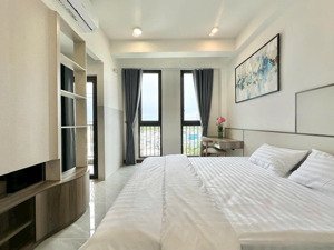 cho thuê căn hộ rộng rãi full nội thất trung tâm bình thạnh