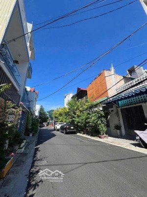 chính chủ gửi bán lô đất mặt tiền đường lương thế vinh, giá rẻ hơn đất kiệt