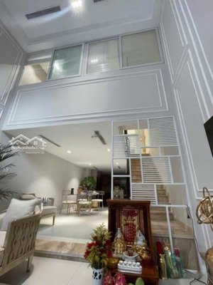 bán nhà riêng tại sư vạn hạnh, quận 10, tp.hcm giá cực chất 28,1 tỷ, 82 m2