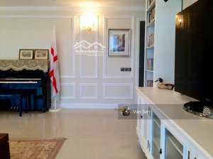 bán nhanh 3pn lớn ban công rộng, full nội thất đẹp sẵn sổ hồng giá chỉ 20 tỷ bao hết