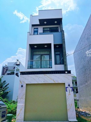 bán nhà 4 tầng mới, hxh 5m, khu phân lô, đường dương đình hội, 6ty hơn