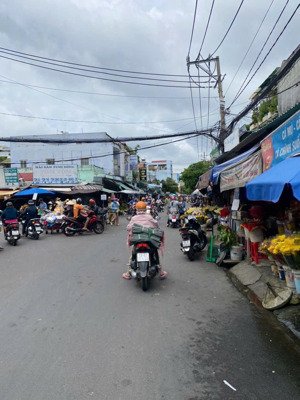 bán nhà mt chợ đường hiệp thành 22 phường hiệp thành quận 12 dt 4,5x25 nở hậu 6,5 trệt 2 lầu 8.1 tỷ