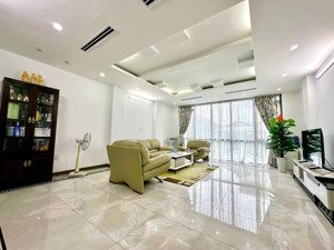 bán nhà cầu giấy, 75m2, mt 6m, phân lô, ô tô tránh, vỉa hè, 25 tỷ