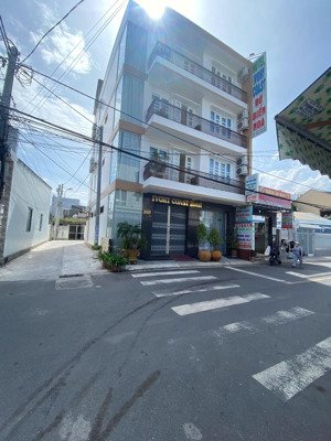 [ khách sạn 4 tầng hoàn công phú đức _ 3 mặt tiền đường ] ** cách biển 800m ** giá : 16,8 tỷ