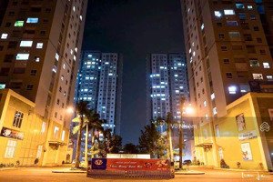 bán căn hộ hqc plaza mặt tiền nguyễn văn linh, bình chánh. sổ hồng sẵn. 2pn 55m2 1.4 tỷ