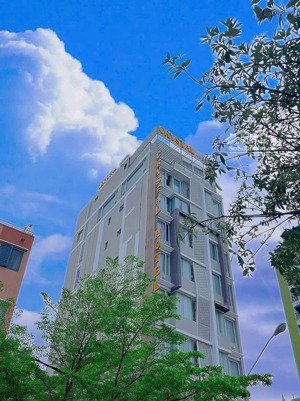 [ khách sạn 8,5 tầng hoàn công phan đình phùng ] ** cách biển trần phú : 380m ** giá : 49 tỷ