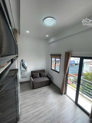 căn hộ 2 chỗ ngủ ban công đón nắng máy giặt riêng ngay trung tâm bình thạnh gần uef, hồng bàng
