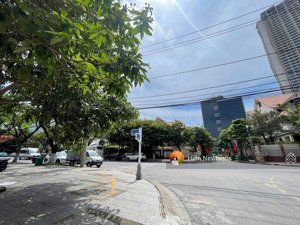 bán 200m đất (10x20) mặt tiền đường phạm thiều sát biển sát phạm văn đồng gần cv biển đông sơn trà