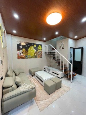 bán nhà bồ đề, long biên 30m2, 3t, 2.85 tỷ. hiếm! duy nhất 3 phòng ngủ về ở luôn