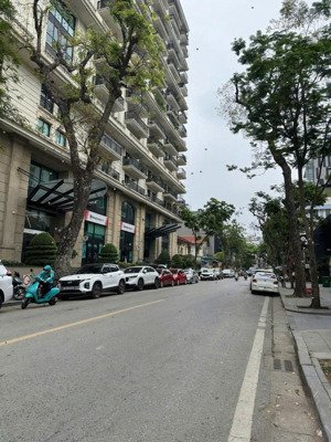 bán gấp mặt phố siêu đẹp vip nhất phố phan bội châu xây tòa nhà pháp lý cực kì xịn sò 1 sổ