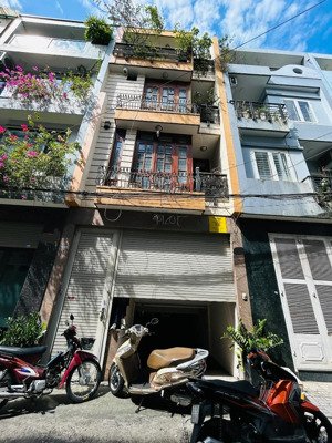 khu sang - dân trí cao! mặt tiền khu phan xích long, p2, pn dt(5mx11m) 5 tầng, giá chỉ 16.5 tỷ tl