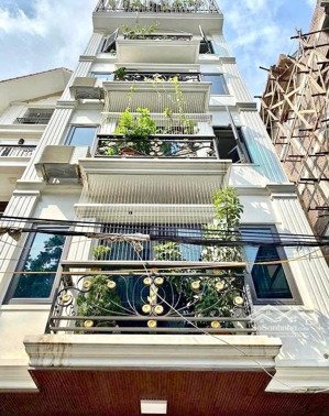 bán nhà riêng 45m2 giá 7,6 tỷ. hàng hiếm khó tìm