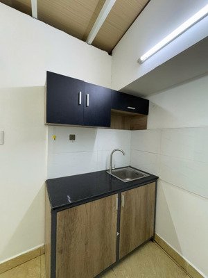 1 trệt 1 lầu ngay đại học iuh, cv phần mềm, cv làng hoa, chợ hạnh thông tây, vincom quang trung gv