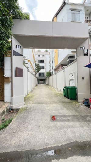 bán toà nhà nguyễn văn hưởng, 38x30, 1000m2, 5 tầng, sd: 4000m2, 350 tỷ