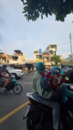 chính chủ bán mtkd đường tây thạnh _dt 4x25m c4 kd đa nghành nghề ,đầu tư lâu dài lh ạ