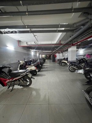 căn hộ dịch vụ dòng tiền ổn định 50 triệu/ tháng, dương quảng hàm, 5 x 30 =136m2, 16 tỷ.