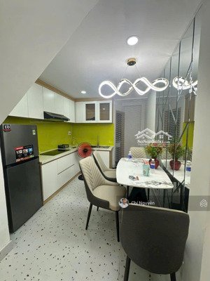 5.25 tỷ tl, nhà mới 3 tầng, 3x10m, công nhận 27m2, đường hoàng văn thụ, ngay lăng cha cả, p2