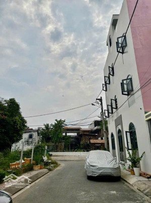 bán đất 1/ đường linh đông thủ đức, đối diện quán cafe lớn noong ơi.