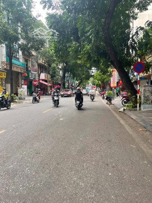 bán gấp. nhà trương định m ôtô kinh doanh. thang máy hơn 11ty