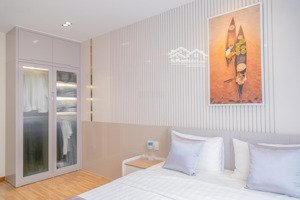 gia đình không ở, cho thuê 74m2,2pn giá 8tr, full nội thất giá 9-10tr sạch sẽ,view đẹp, vào ở ngay