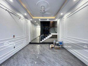 nhà 5 tầng xây mới lô 22 lê hồng phong. đẹp miễn chê.