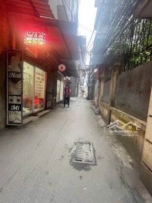 bán nhà 2 tầng phố hoàng ngân ô tô 78 m2, mặt tiền 6.6 m, giá 12.5 tỷ