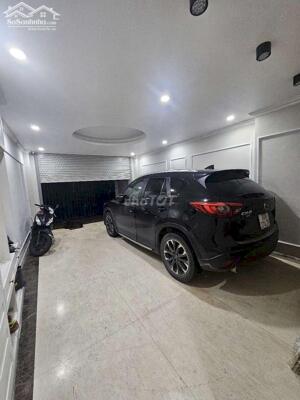 Cho thuê nhà ô tô, thang máy, kd Trần Bình, 90m2, 6 tầng, 50 triệu