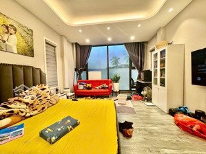 nhà tân ấp, 3 mặt thoáng, sẵn ô chờ thang máy, 60m2, sổ đẹp, tặng full nội thất. chỉ 12.1 tỷ