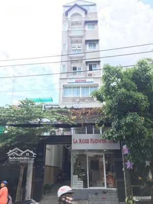 chủ bán gấp ks/chdv mt trường sơn,tân bình.dt: 10m x 21m. kc:hầm, 6 tầng. hđt: 230tr/th. giá: 51 tỷ