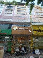 cho thuê nhà mặt phố nguyễn khang, cầu giấy, 50m2, 6 tầng, thang máy, thông sàn, đh, nl. 30 triệu