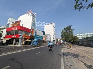 nhà mặt tiền nb phạm hùng gần chợ phạm thế hiển -xe hơi ngủ nhà 4 tầng 4pn chỉ 6.5 tỷ