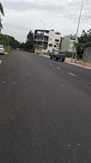 cho thuê kho mặt tiền nội bộ phạm đức sơn p16 quận 8 cũ giá 19tr/tháng