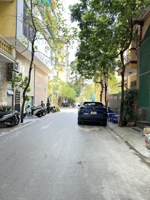 độc ! phân lô phố hoàng cầu lô góc 2 mặt tiền 45m2 x 7 tầng xây mới hàng xóm phường đống đa.