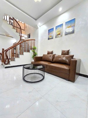 bán nhà cc 3,7 tỷ, 31m2 ở 69 an thắng, biên giang, hà đông, có thương lượng