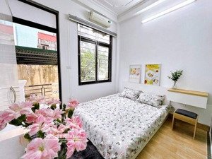 bán nhà ngoại giao đoàn 38m2, 5 tầng, ô tô đỗ cổng, nhỉnh 8 tỷ