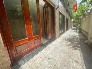 cơ hội hiếm!! nhà việt kiều giữ gìn, ngay hồ tây lộng gió, võng thị, 48,7m2 giá 15,2 tỷ