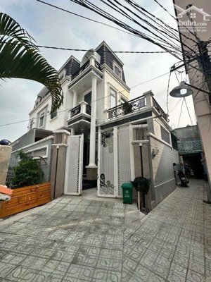 biệt thự mini đẹp sang trọng, đẳng cấp, gia chủ làm ăn tốt đổi nhà mới