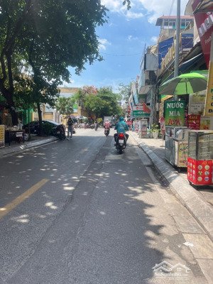 bán nhà hạ đình, ngõ thông gần phố, 30m² x 5t bạt ngàn tiện ích