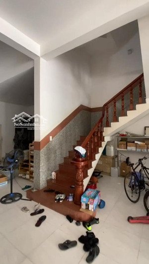 cho thuê nhà mặt đường nguyễn hoàng , p an phú , tp hồ chí minh , việt nam